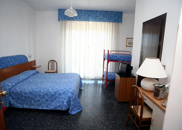 Hotel Rosa Meuble